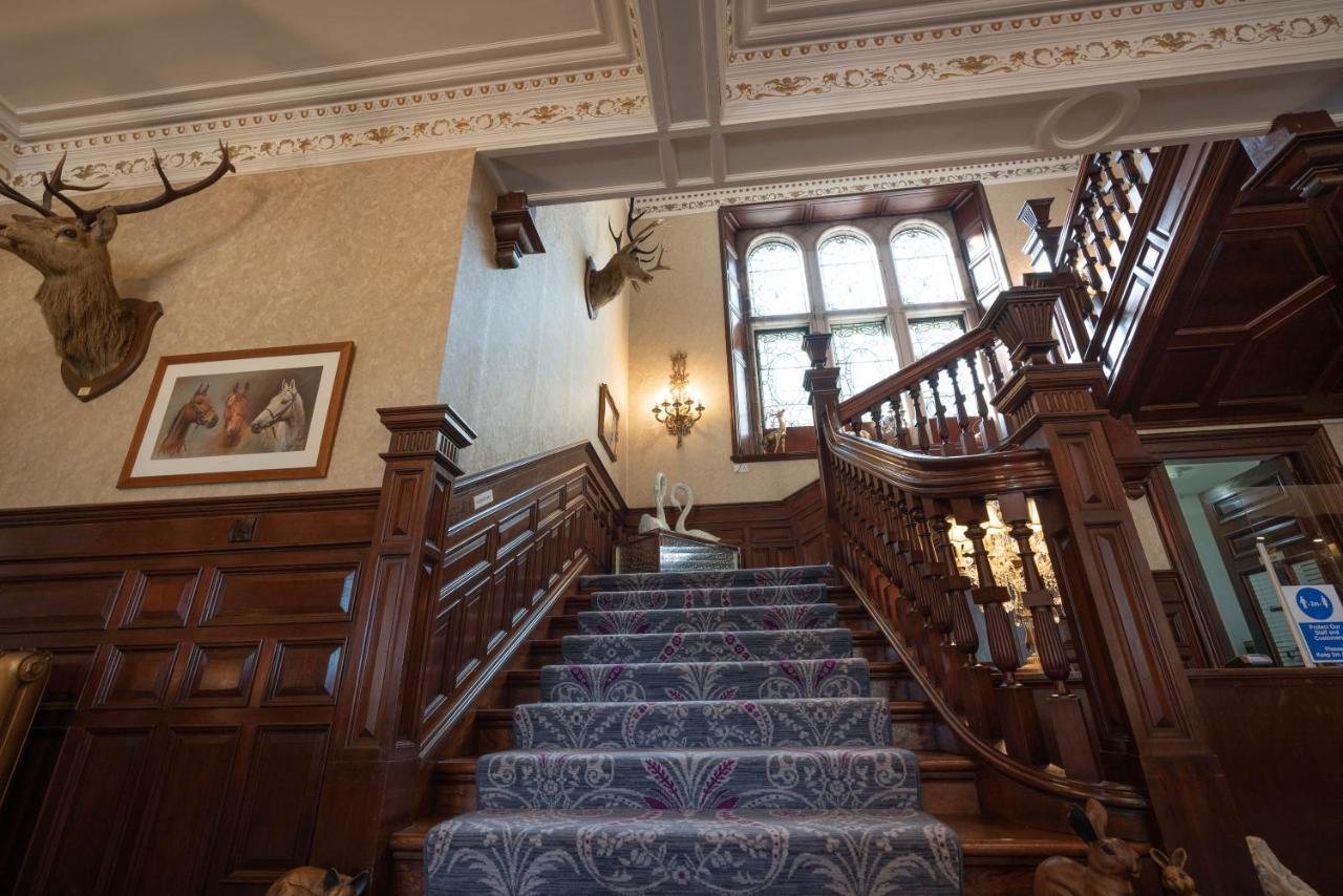 Ledgowan Lodge Hotel Achnasheen Exterior photo