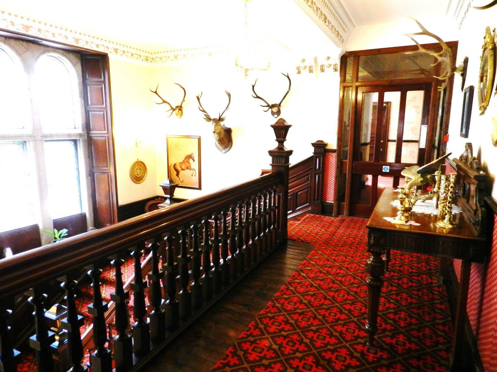Ledgowan Lodge Hotel Achnasheen Exterior photo