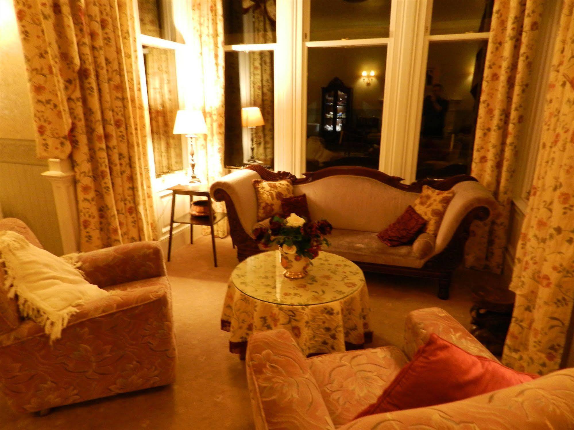 Ledgowan Lodge Hotel Achnasheen Exterior photo