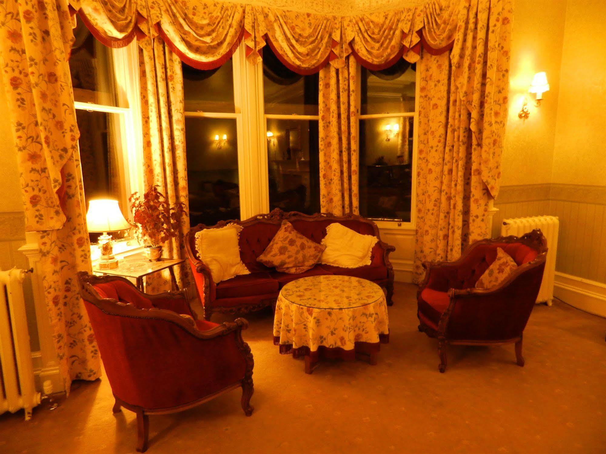 Ledgowan Lodge Hotel Achnasheen Exterior photo
